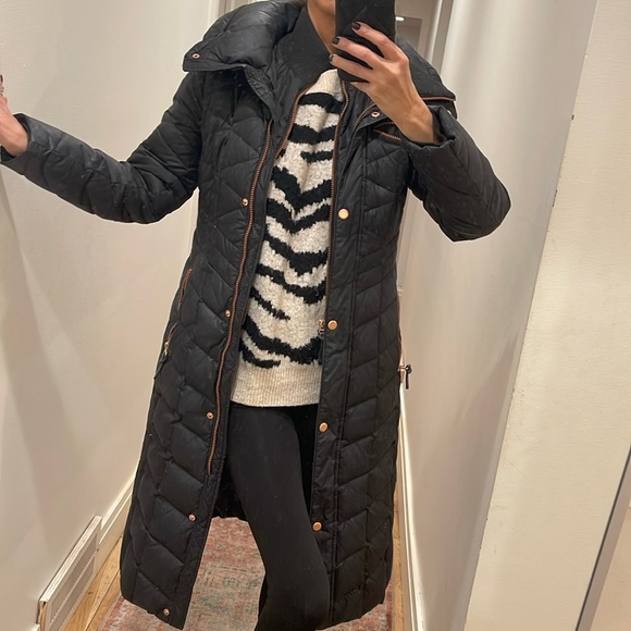 Andrew Marc Long Quilted/Down Filled Coat - Picture 5 of 11